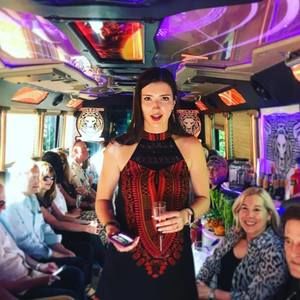 Meet your Posher, Linzy